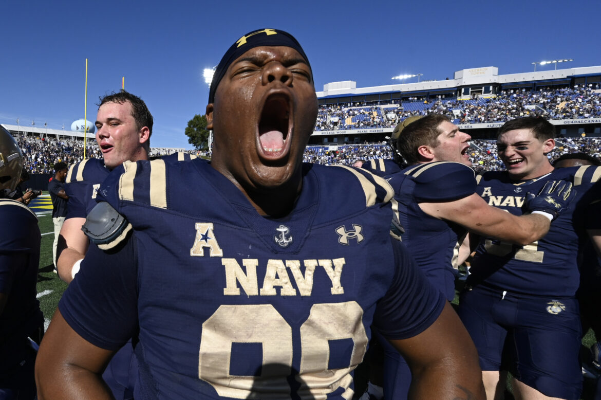 College Football Underdog Preview for Navy-Notre Dame