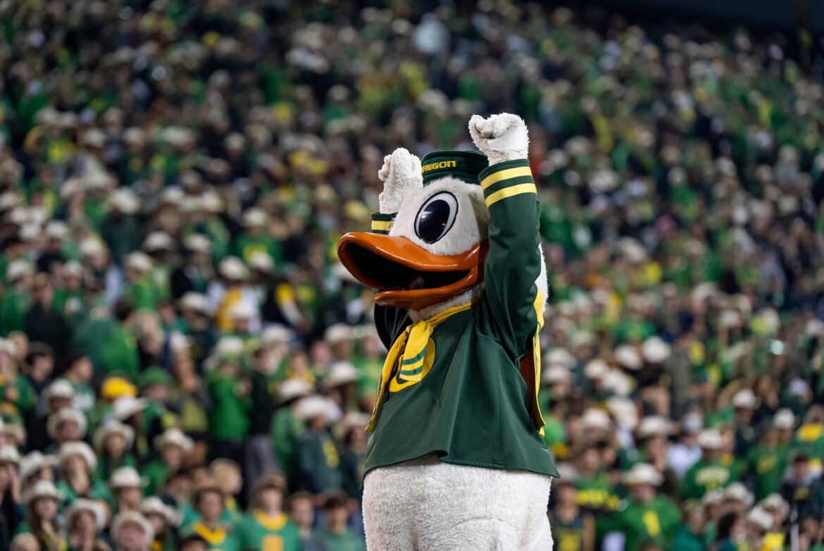 College Football Underdog Preview for USC-Oregon